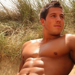 Profil de Ichrak, 25 ans, Escort bi à Grez-Doiceau (Brabant wallon)