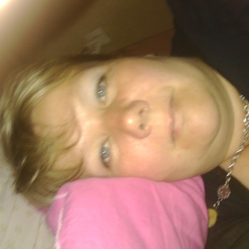 Profil de Iolande, 34 ans, Escort bi à Grez-Doiceau (Brabant wallon)